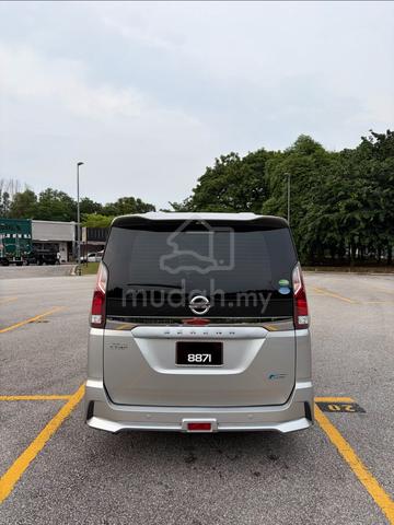 (DIRECT OWNER) Nissan SERENA 2.0 HWS S-Hybrid - 4