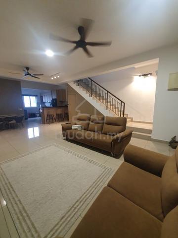STARLING Bandar Rimbayu | Fully Furnished with Elegant Kitchen Cabinet 1