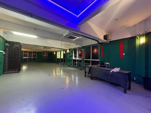 Skudai Mutiara Mas Shoplot Corner 1st Floor Renovated Good Condition 2