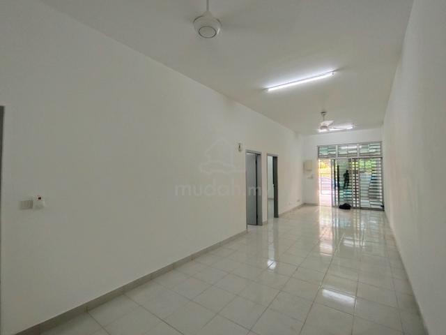 Jalan Puyuh Bandar Putra @ Kulai Single Storey Terrace House For Rent 1