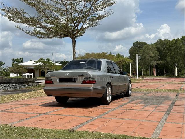 1994 Mercedes Benz E200 2.0 (A) - 3