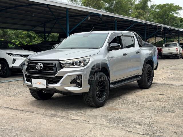2020 Toyota HILUX 2.8 BLACK EDITION (A) - 1