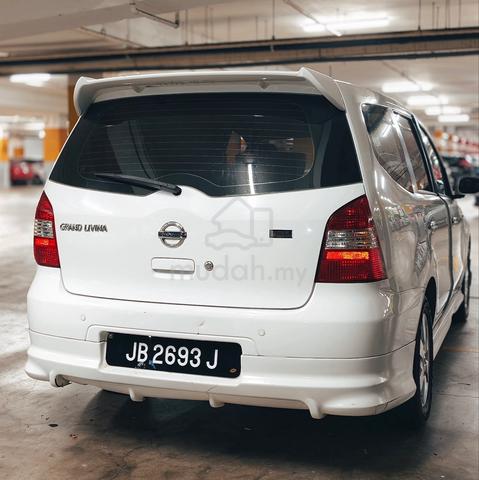 2012 Nissan GRAND LIVINA 1.8 IMPUL (A) - 2