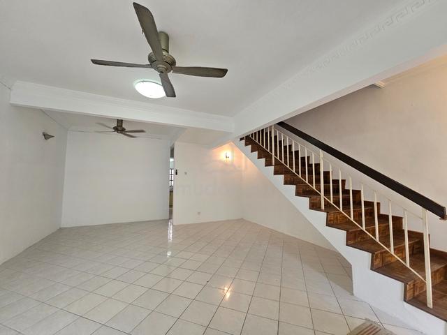 Cheap Gated Guarded 2 Sty Terrace in Tmn Cheras Hartamas For Sale 1
