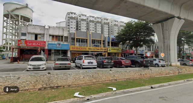 D'Alpinia Shop , Sierra 16 , Facing Mainroad 1