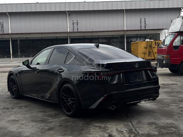 2023 Lexus IS 300 2.0 F Sport Mode Black EDT. 10K - 2