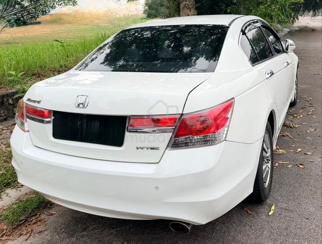 2010 Honda ACCORD 2.0 VTI-L (A) - 4