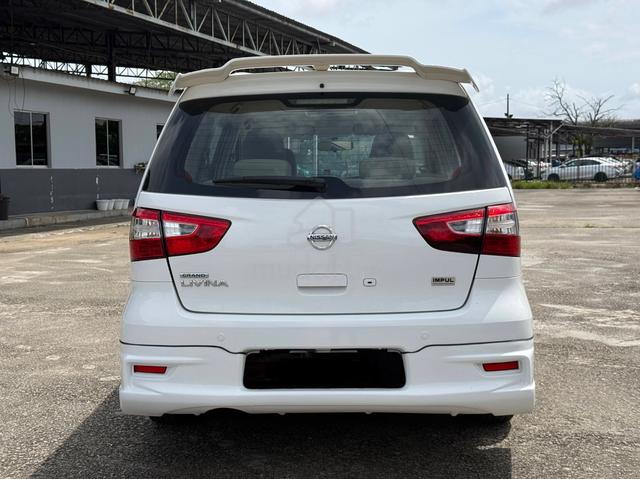 2015 Nissan Grand Livina 1.8 Auto Impul Facelift - 4