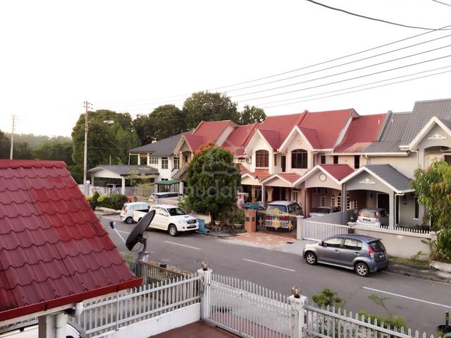 BILIK SEWA PEREMPUAN Sahaja – TAMAN KINGFISHER UMS dan LIKAS HOSPITAL 1