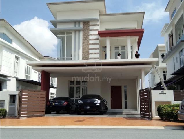 Bungalow Casa Idaman Setia Alam For Sale 1