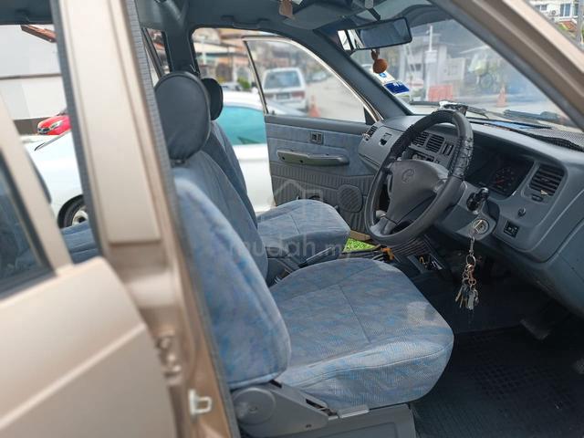 2001 Toyota UNSER 1.8 GLI (A) - 5