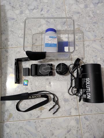 Sony ZV E10 mark 1 - photo 3 of 6
