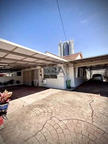 Charming Semi-Detached House in Quiet Cul-de-Sac Tanjong Tokong 1