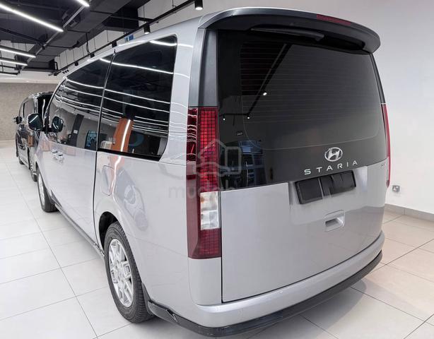2023 Hyundai Staria 2.2D Lite - 4