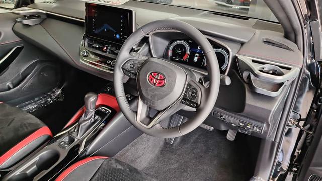 2023 Toyota COROLLA SPORT 2.0 GZ (A) - 4