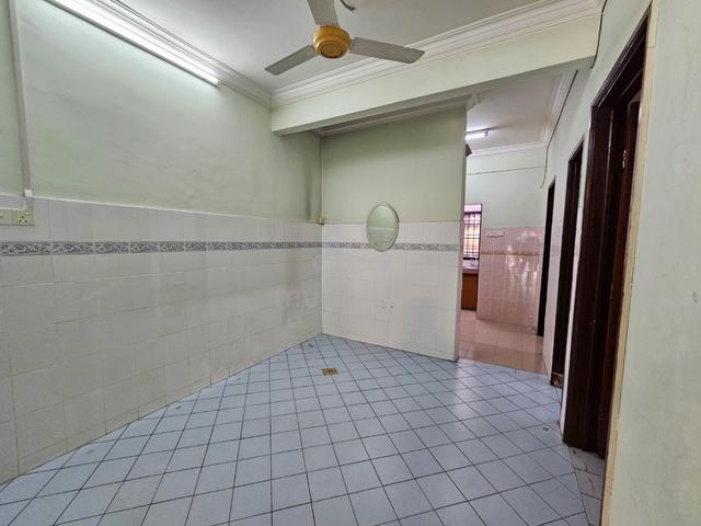 [EXTENDED KITCHEN + BACK TOP EXT + GATED] Putra Bistari Putra Heights 1