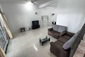 Bandar Puteri puchong , landed house room with attach private bathroom 1