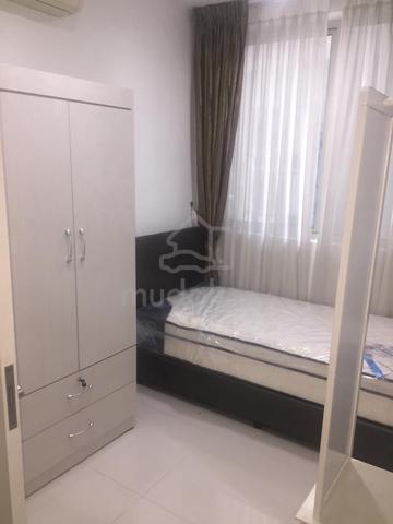 Small Room - Fully furnished with Ac- NU Sentral 1