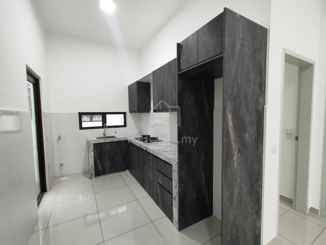2 Sty Regent Eco Grandeur Puncak Alam Graham Avenham Norton KITCHEN 1
