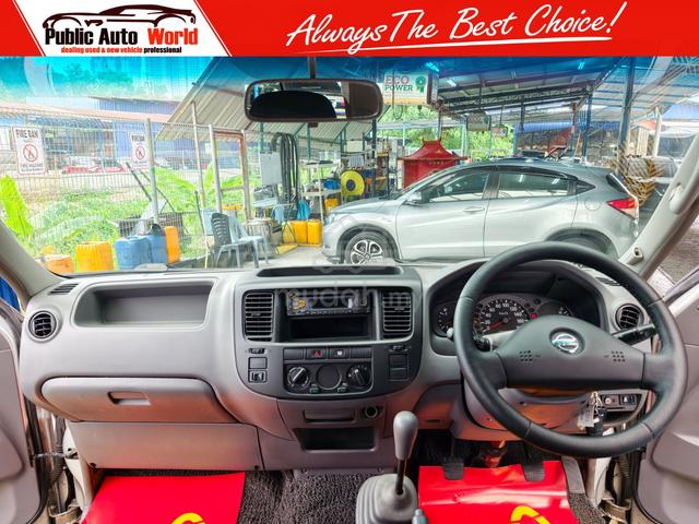 Toyota HIACE 2.8 (M) WINDOW VAN 12 SEATER WARRANTY - 1
