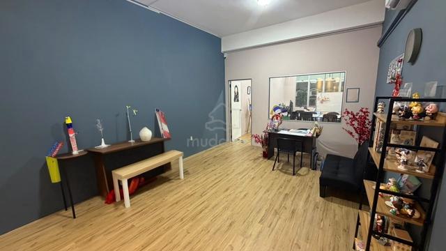 Austin Crest 3 Storey Shop Lot Renovated Johor Bahru 1