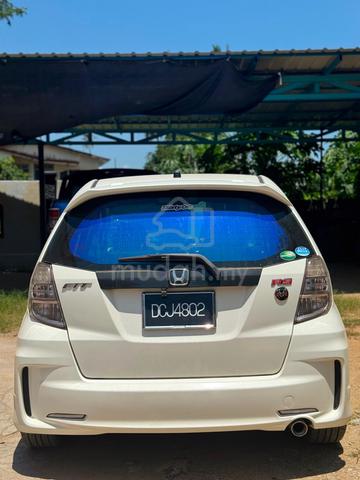 2013 Honda JAZZ 1.5 S FACELIFT (A) - 3