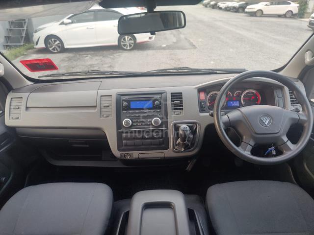 2018 Foton VIEW C2 2.8 (M) Window Van 10Seat - 5