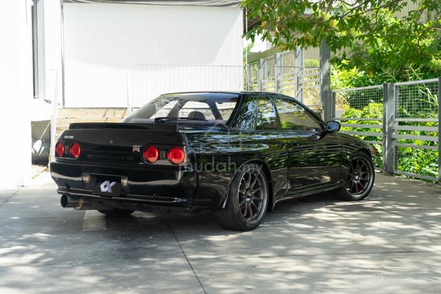 Nissan Skyline R32 2.6M 1990 - 2