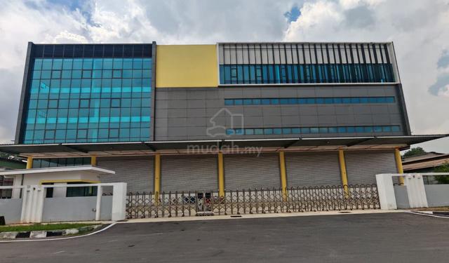 Single Storey Corner Warehouse with 3-Storey Office 1