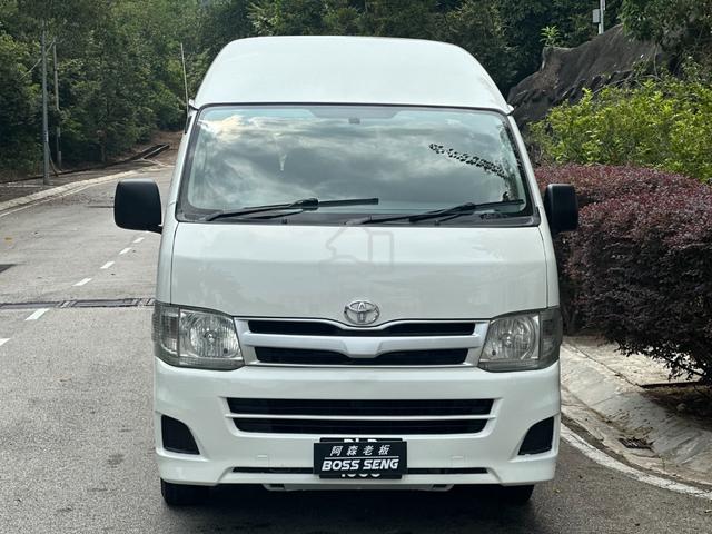 2013 Toyota Hiace 2.5 Window Van Diesel Manual - 3