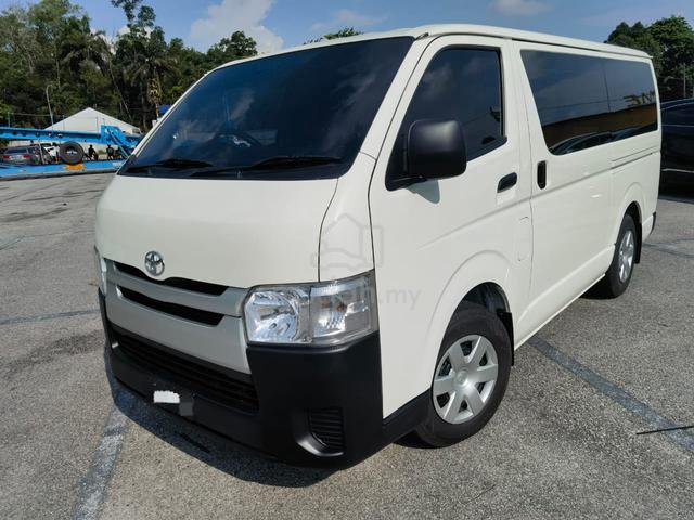 2021 Toyota HIACE 0 2.5L (M) - 3