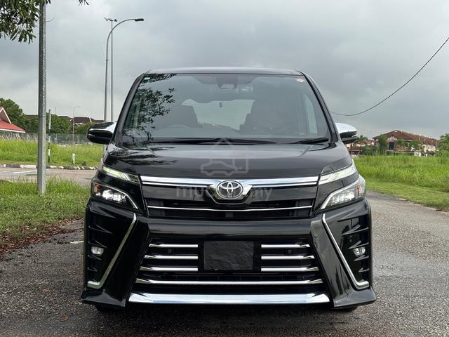 2021 Toyota VOXY 2.0 ZS KIRAMEKI (A) GOOD CONDITIO - 2