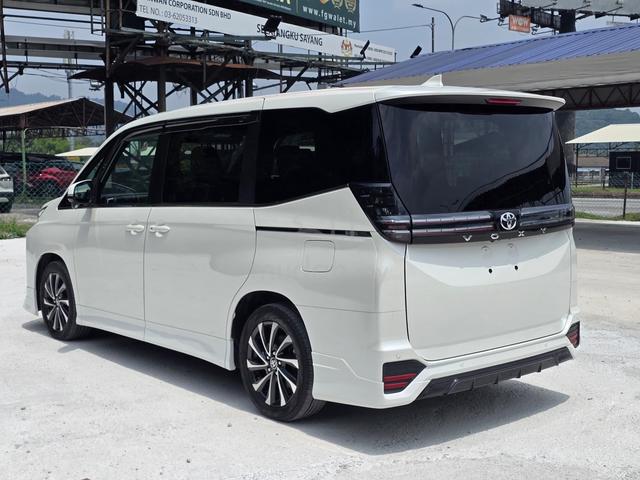 2023 Toyota VOXY 2.0 S-Z - 3