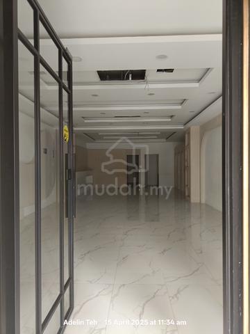 FACING MAIN ROAD, Ground floor @ SERIA 88 4