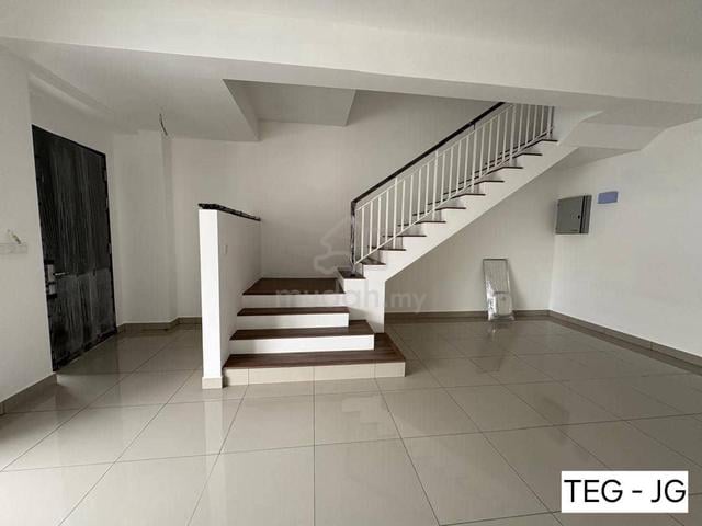 Casira 3 Bandar Bukit Raja Brand New Facing Field Double Storey House 1