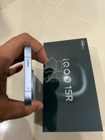 iQOO 15R 12GB RAM + 256GB STORAGE - photo 4 of 6