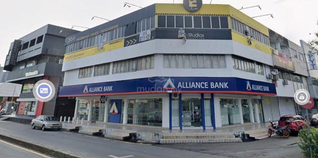 3 Storey SS2 SHOP PJ, Actual, Freehold, CORNER LOT, PREMIER Location 1