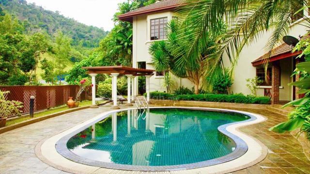 2sty Bungalow Taman HillView Ampang (FREEHOLD, Guarded) tar villas 1