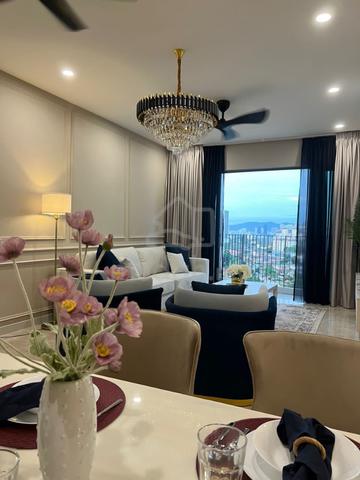 LINQ SKY RESIDENCES (Datum Jelatek) 1