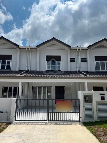 Partly Furnish🩵2 Storey House M senyumia,Salak Tinggi, Sepang,Klia 1