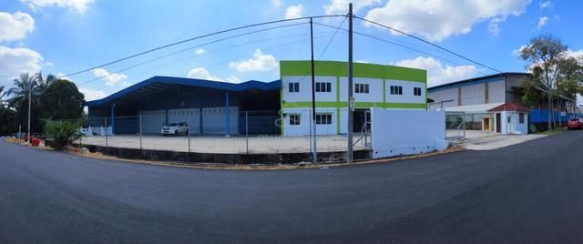 Kawasan Perindustrian Gerisek corner lot factory with office 1
