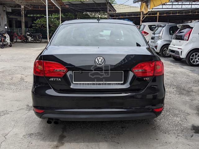 2015 Volkswagen JETTA 1.4 TSI (CKD) (A) - 2