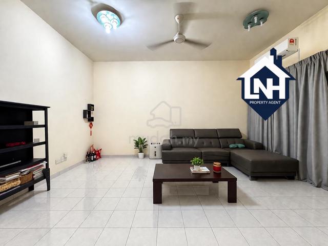 Bandar Laguna Merbok fully reno 2 storey terrace for sale near toll 1