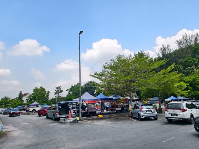 [FACING MAINROAD & RENOVATED UNIT] SHOPLOT SEKSYEN 3 BANGI FoR RENTT 2