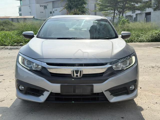 2018 Honda CIVIC 1.8 S i-VTEC (A) - Premium Select - 3