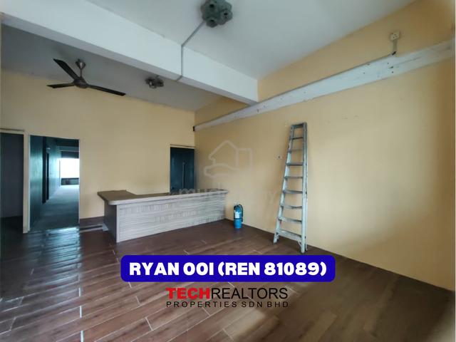 Second Floor Shoplot For Rent, Office Space w/ Lift, Near Aman Central 1