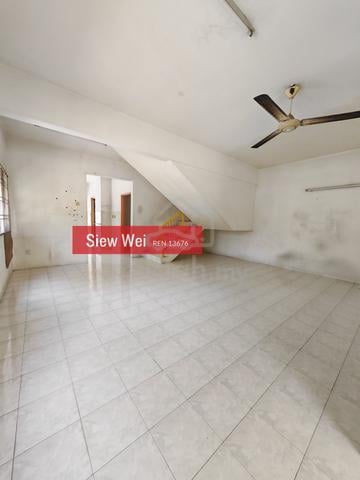 Taman Idaman / Merak | Corner Lot | Facing Main Road 1