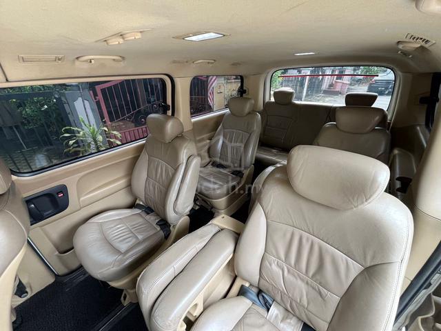 2015 Hyundai GRAND STAREX 2.5 ROYALE MY2014 (A) - 3