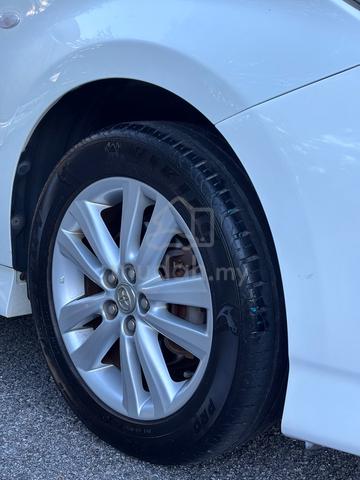 2010 Toyota WISH 1.8 S ZGE20W (A) - 5