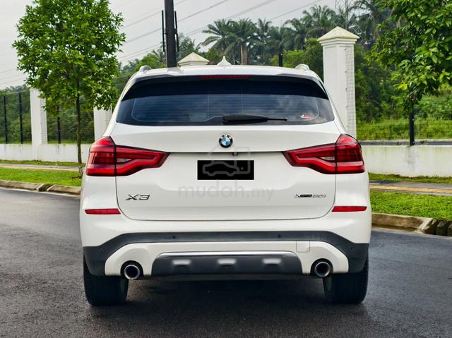 {2018} BMW X3 2.0 xDrive30i AWD (A) P/Boot SUV F/L - 3